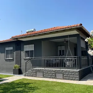 Case de vacanță Hawaii, Sozopoli